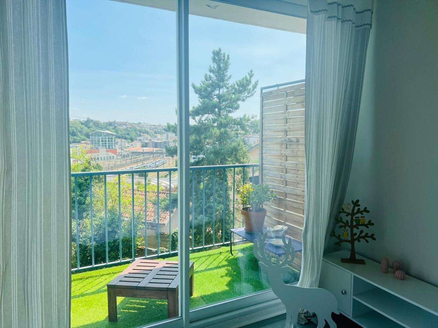 Le Retro - Splendide Appartement Poitiers Buitenkant foto